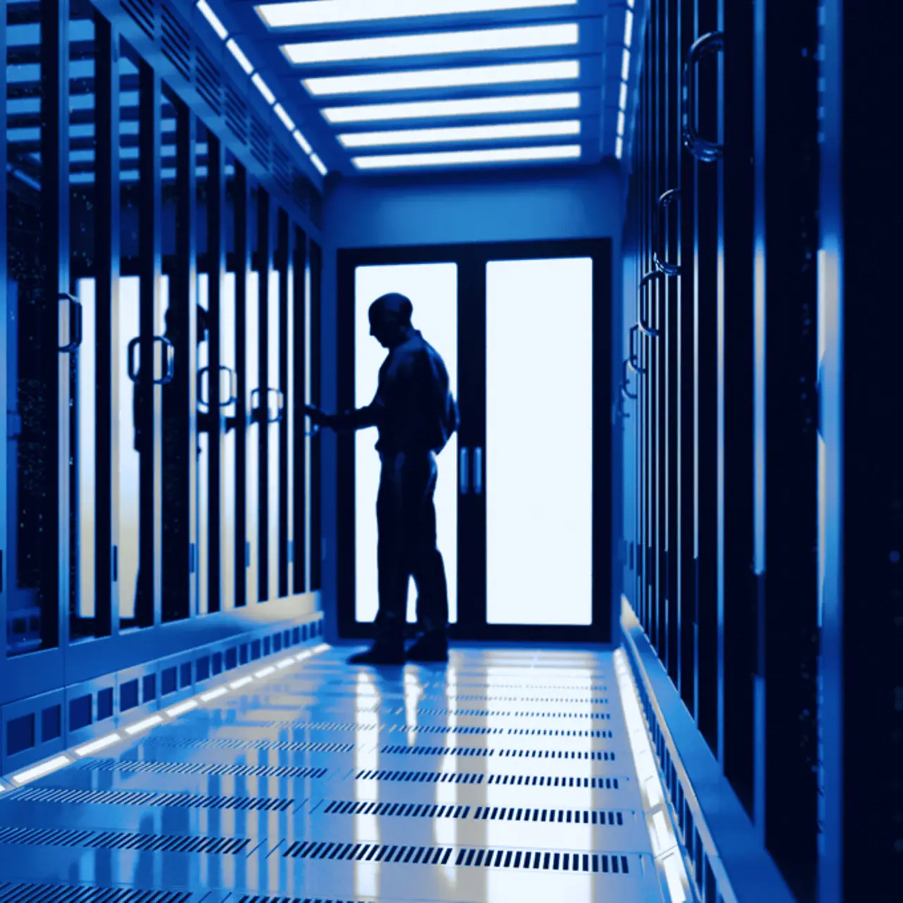 Backup cloud data service center