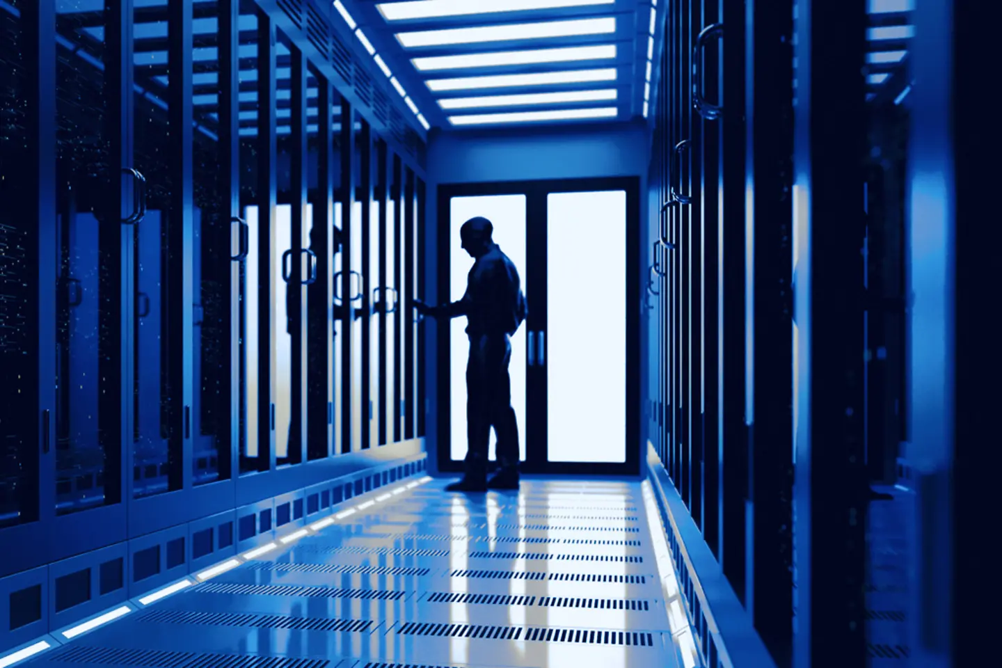 Backup cloud data service center