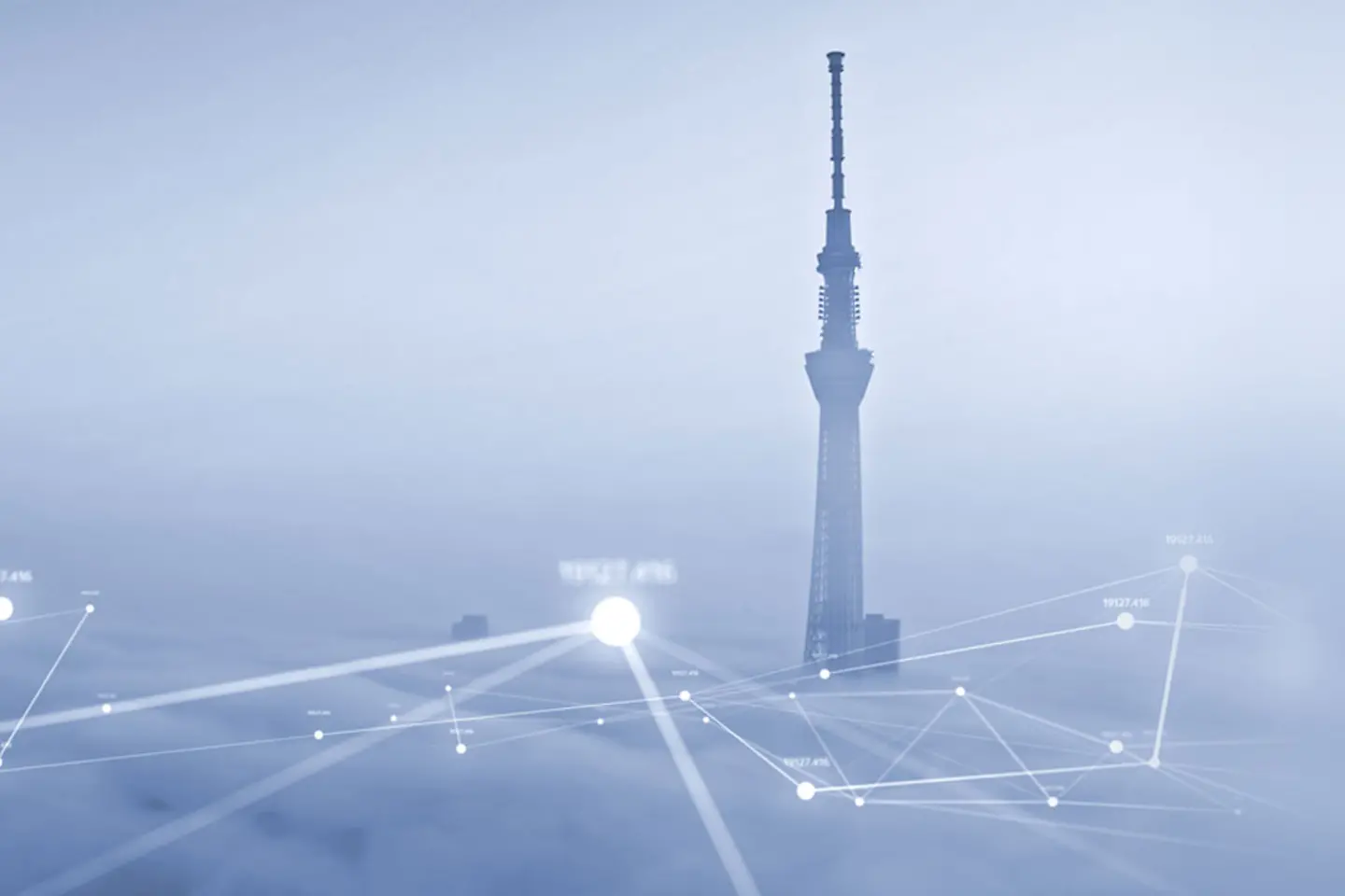 Torre de Tóquio nas nuvens com rede